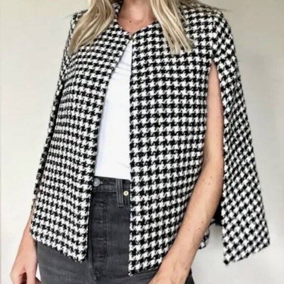 SIX/FIFTY Jackets & Blazers - NWT SIX/FIFTY Women's Wrens Wool Blend Cape Black/Ivory Hounds Tooth ~ Size L